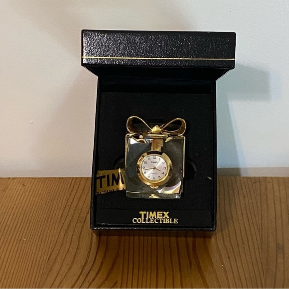 Timex Collectable Mini-Clock - Picture 1 of 11